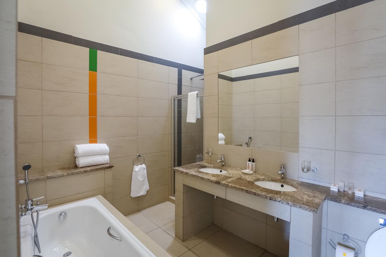 Orange Inn كنيسنا المظهر الخارجي الصورة